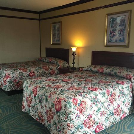Track & Turf Motel Mount Laurel Buitenkant foto